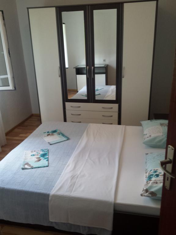 Apartment K2 Radanovići Habitación foto